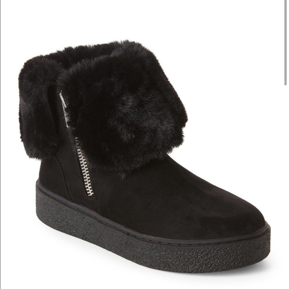 J Slides NYC Black Fur Suede Boots